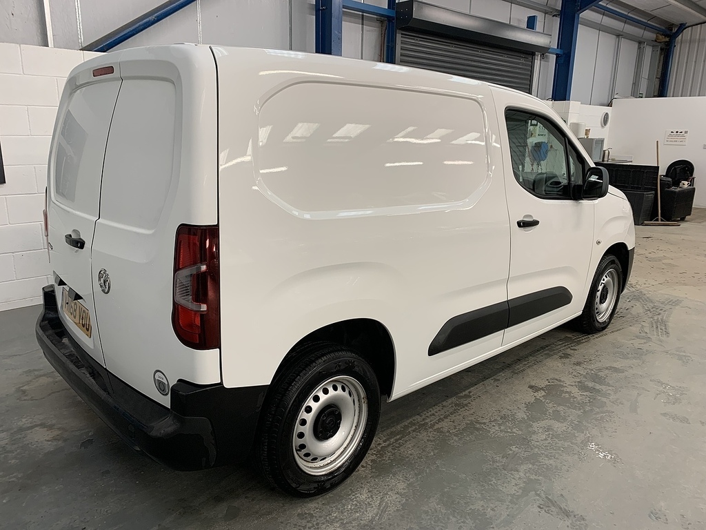 Vauxhall Combo Turbo D 2000 Edition U3117 Ulez White #2