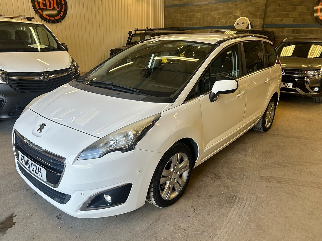 Peugeot 5008 Bluehdi Active U3103 Ulez White #3