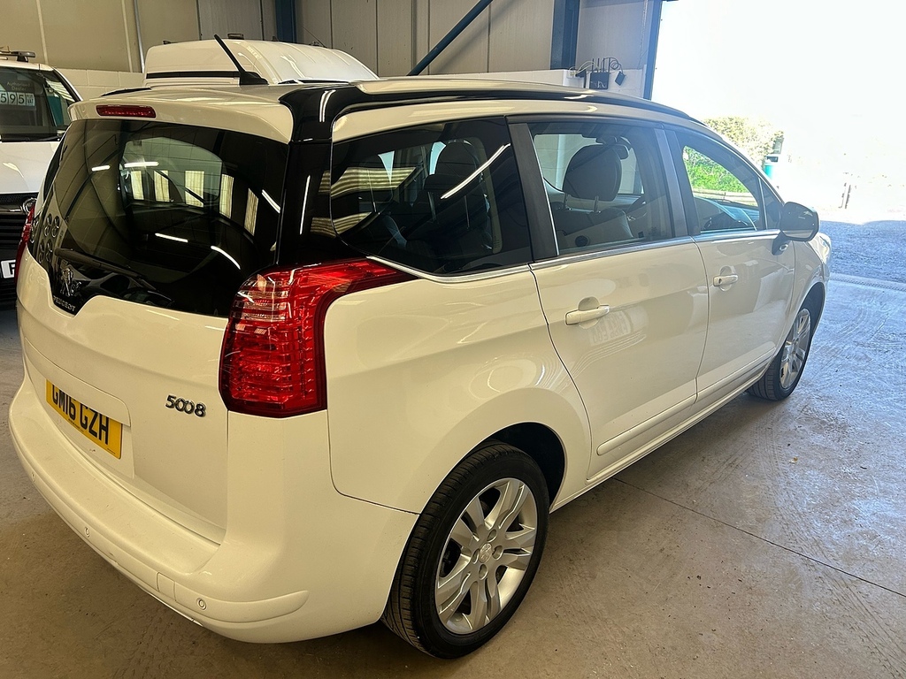 Peugeot 5008 Bluehdi Active U3103 Ulez White #5