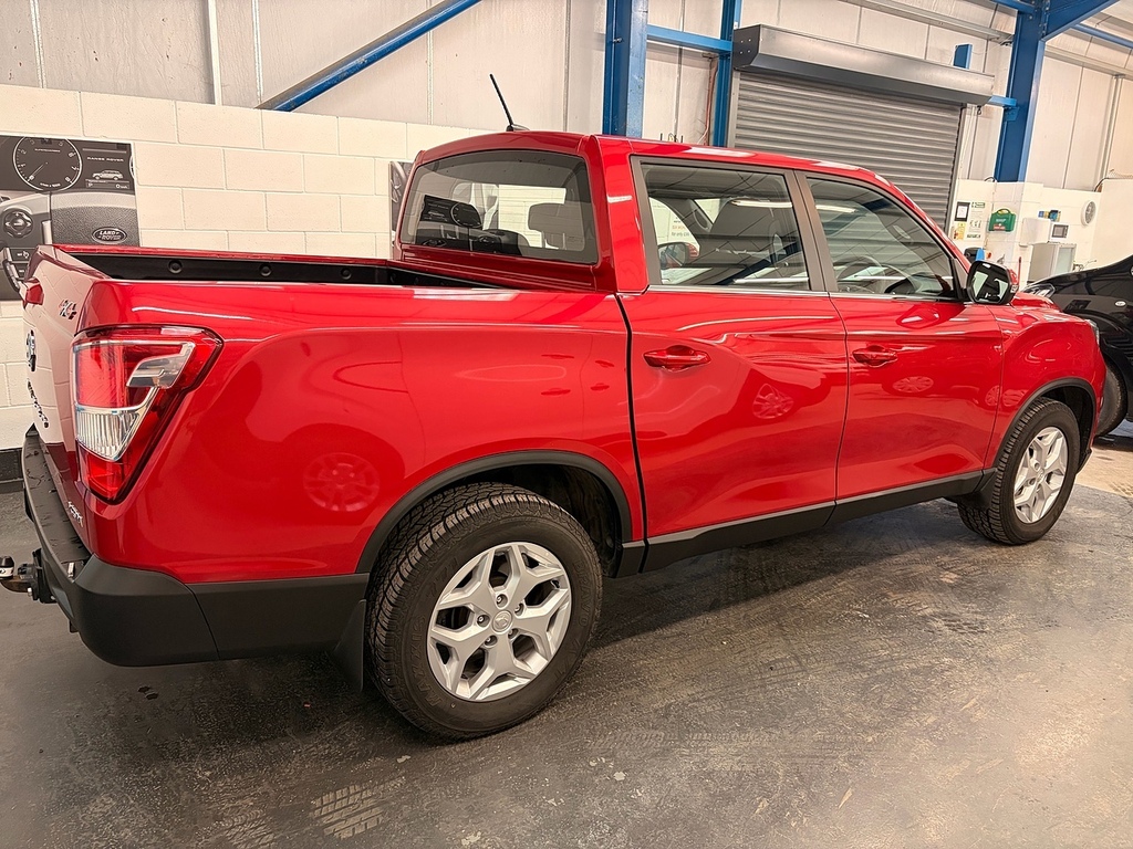 SsangYong Musso D Ex U3149 Ulez Red #5