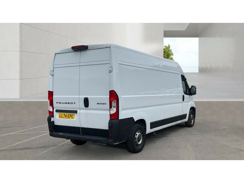 Peugeot Boxer 2.2 Bluehdi 335 Professional Premium Plus Panel V White #4
