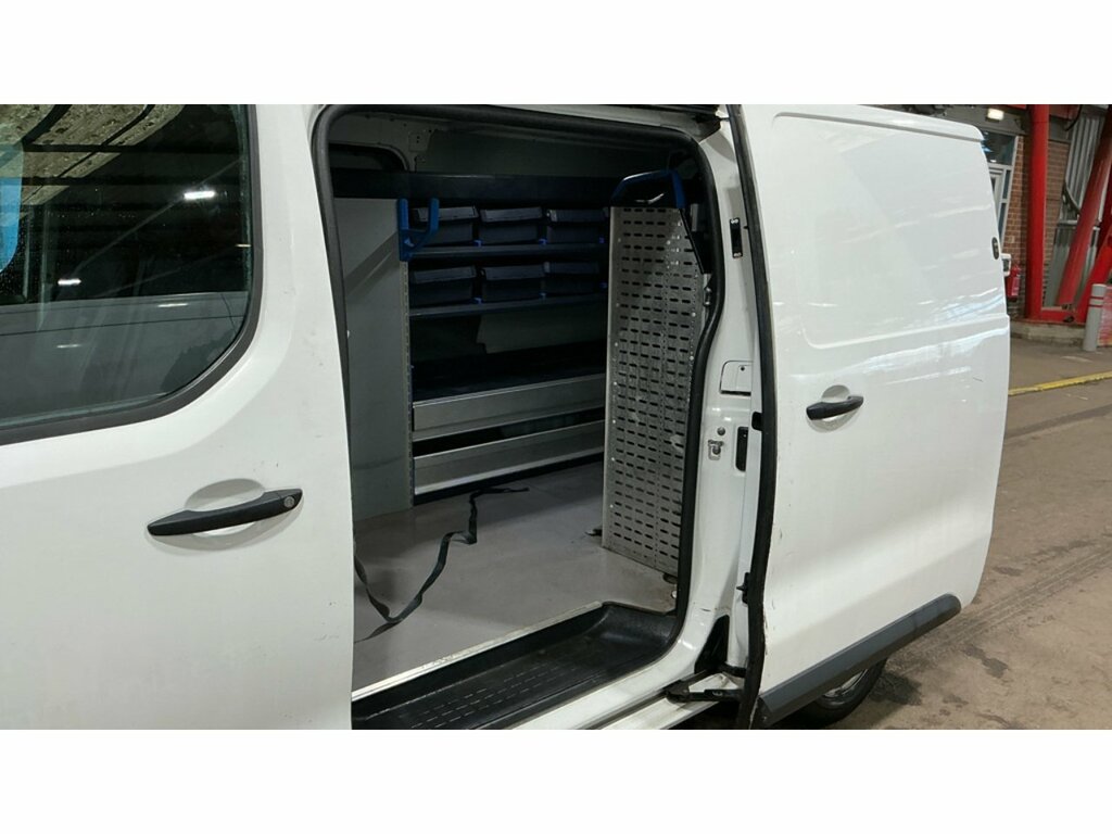 Toyota PROACE 1.5D 120 Icon Van Grey #8