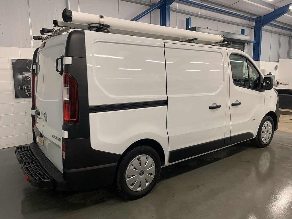 Vauxhall Vivaro Cdti 2900 Ecoflex U3160 White #3