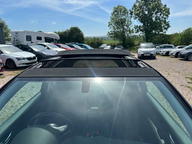 Vauxhall Adam 1.2I Rocks Air Hatchback Euro 6 M26MJU Orange #2