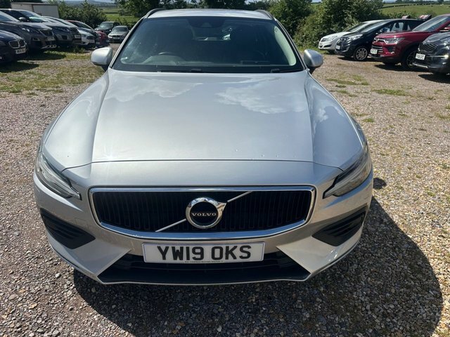 Volvo V60 2.0 D3 Momentum Plus Estate Euro Silver #4