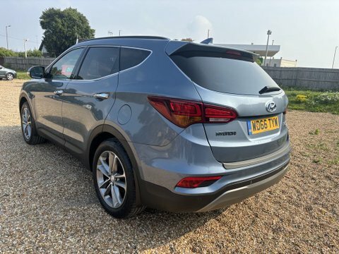 Hyundai Santa Fe Premium Se White #8