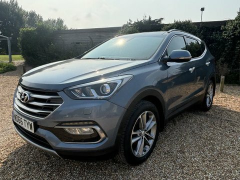 Hyundai Santa Fe Premium Se White #13