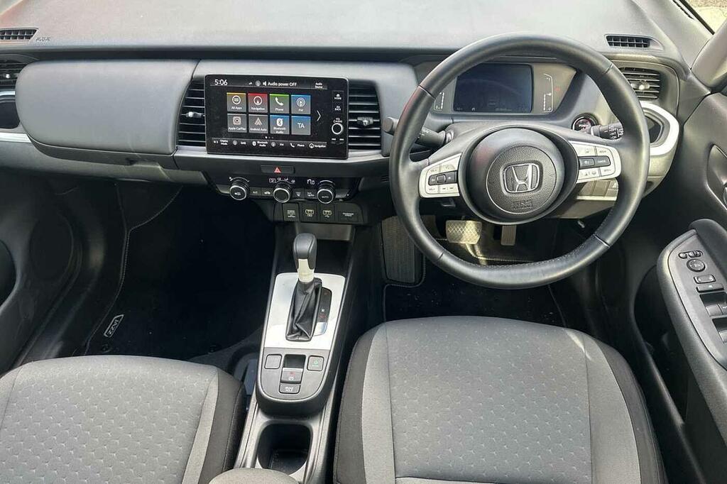Honda Jazz 1.5 I-mmd Hybrid Elegance Ecvt ST25KRE White #4