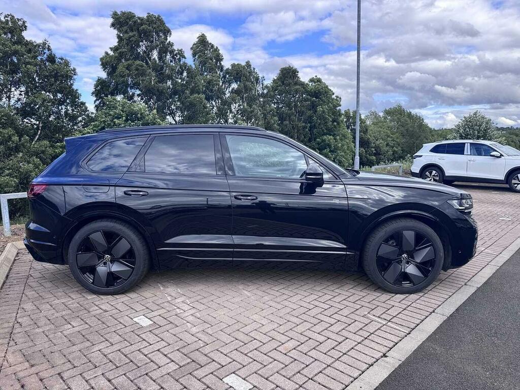 Volkswagen Touareg 3.0 V6 Tdi 4Motion 286 Black Edition Tip KO25OFZ Black #4