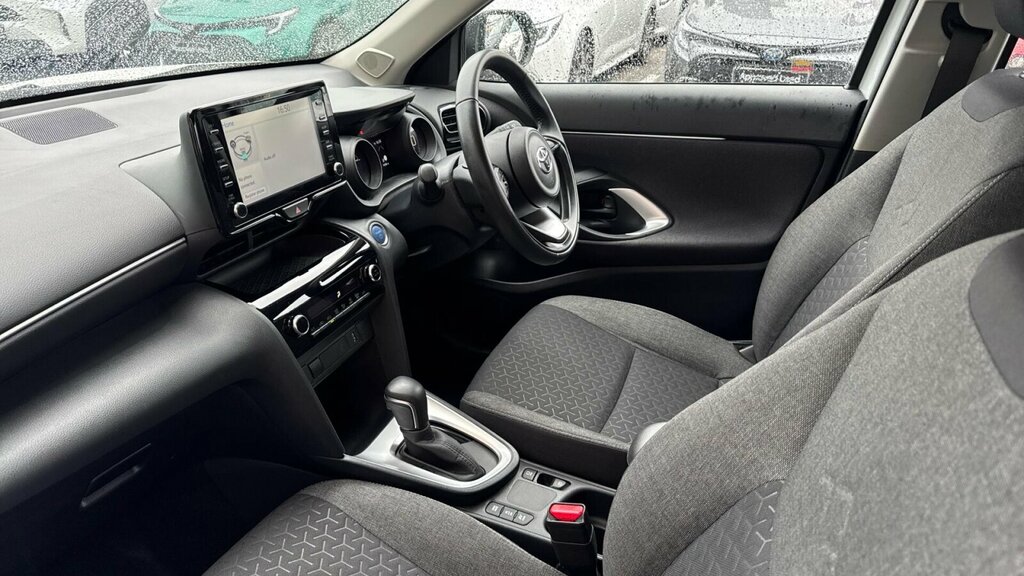 Toyota Yaris Cross 1.5 Vvt-h Icon E-cvt Euro 6 Ss SA23TWZ White #5