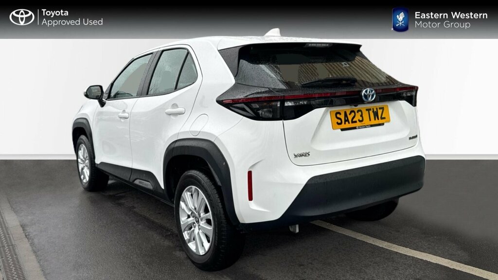 Toyota Yaris Cross 1.5 Vvt-h Icon E-cvt Euro 6 Ss SA23TWZ White #4