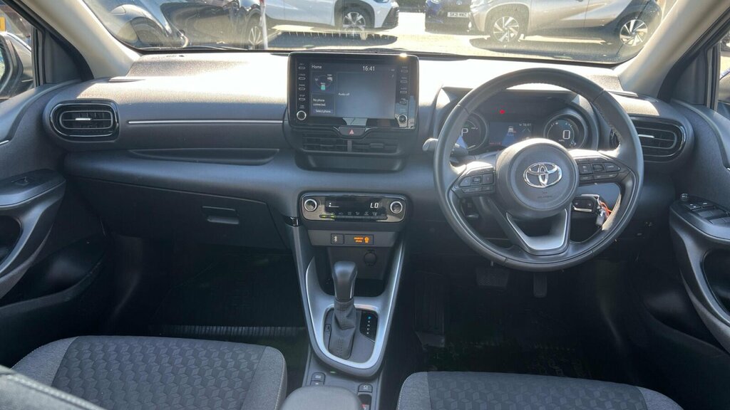 Toyota Yaris 1.5 Vvt-h Design E-cvt Euro 6 Ss SK23XWF Blue #6