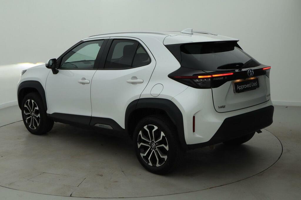 Toyota Yaris Cross 1.5 Vvt-h Design Suv Hybrid E-cvt Euro White #4