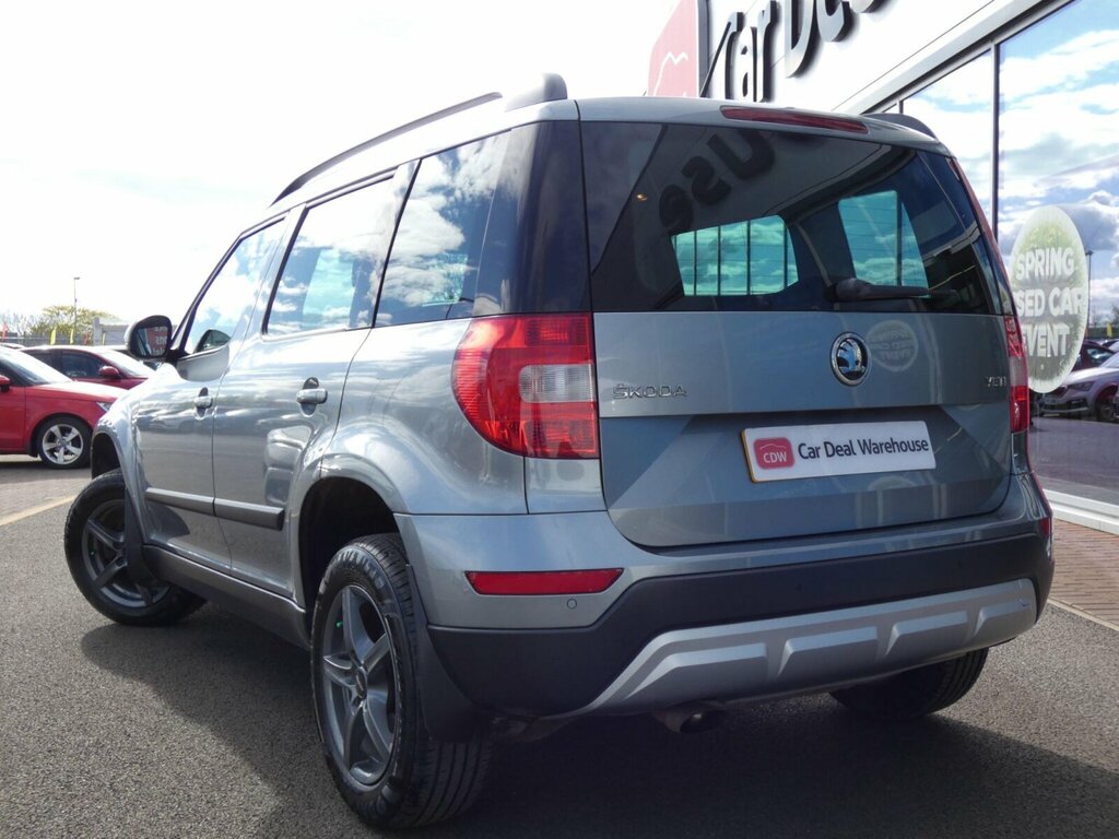 Skoda Yeti 1.2 Tsi Se Outdoor Euro 6 Ss Grey #2