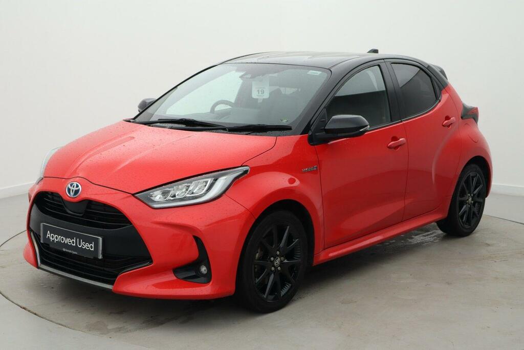 Toyota Yaris 1.5 Vvt-h Launch Edition Hatchback Hybr SP70WNS Orange #3