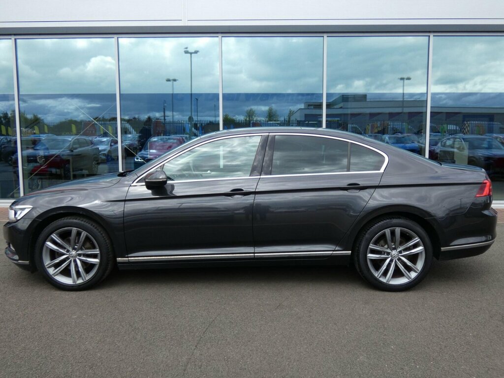 Volkswagen Passat 1.5 Tsi Evo Gt Euro 6 Ss GM19UXY Grey #5