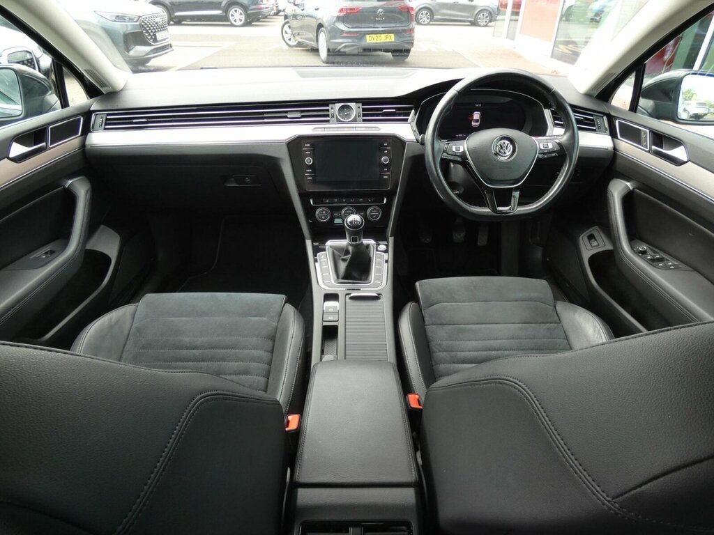 Volkswagen Passat 1.5 Tsi Evo Gt Euro 6 Ss GM19UXY Grey #4