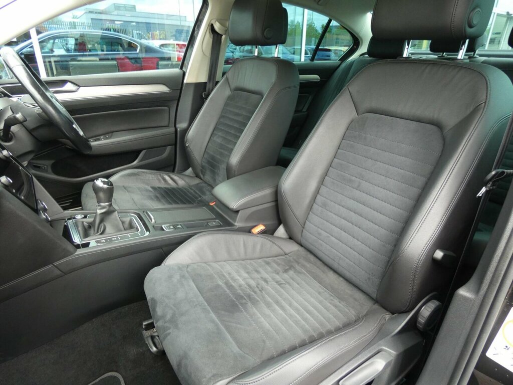 Volkswagen Passat 1.5 Tsi Evo Gt Euro 6 Ss GM19UXY Grey #6