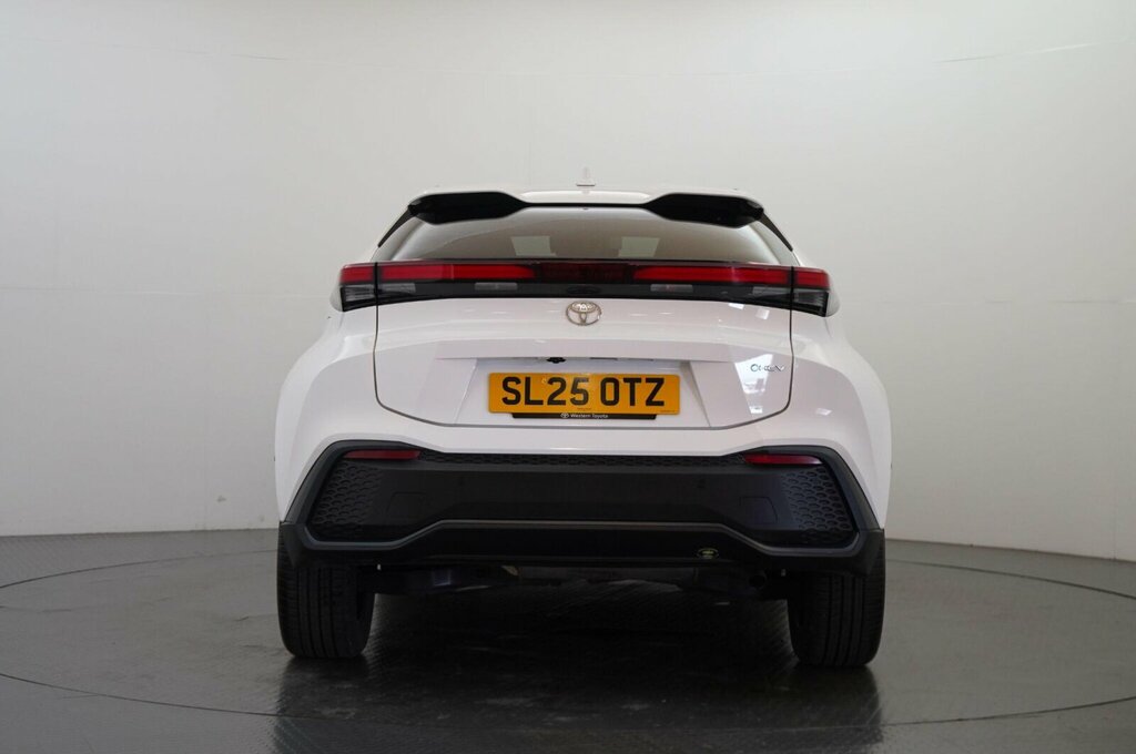 Toyota C-Hr 1.8 Vvt-h Design Cvt Euro 6 Ss SL25OTZ White #5