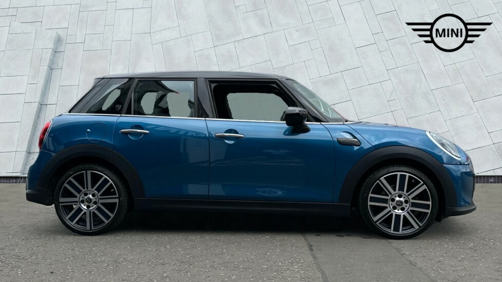 Mini Hatch 5-Door Hatch Cooper Exclusive ML73WCM Blue #6