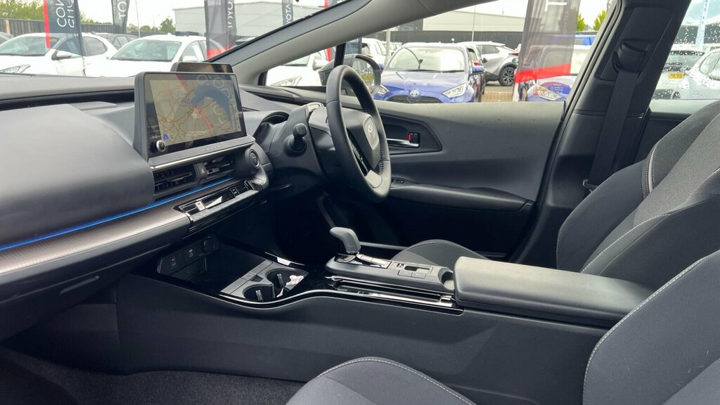 Toyota Prius 2.0 13.6Kwh Design Cvt Euro 6 Ss SL75KYV Silver #5