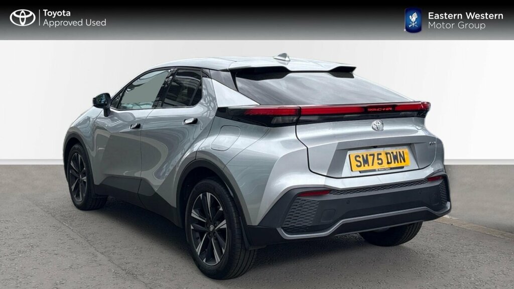Toyota C-Hr 1.8 Vvt-h Design Cvt Euro 6 Ss SM75DWN Silver #4
