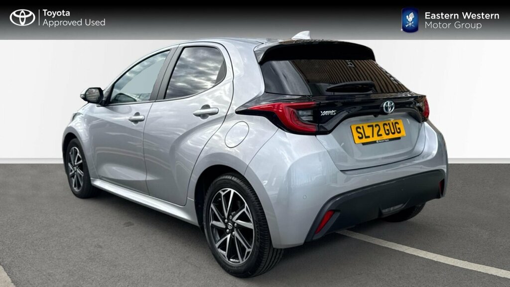 Toyota Yaris 1.5 Vvt-h Design E-cvt Euro 6 Ss SL72GUG Silver #4