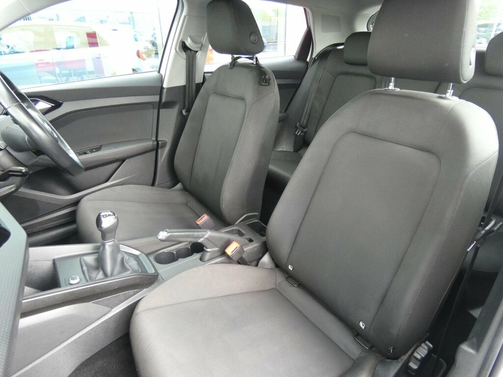 Audi A1 1.0 Tfsi 30 Se Sportback Euro 6 Ss SN69YVC White #2