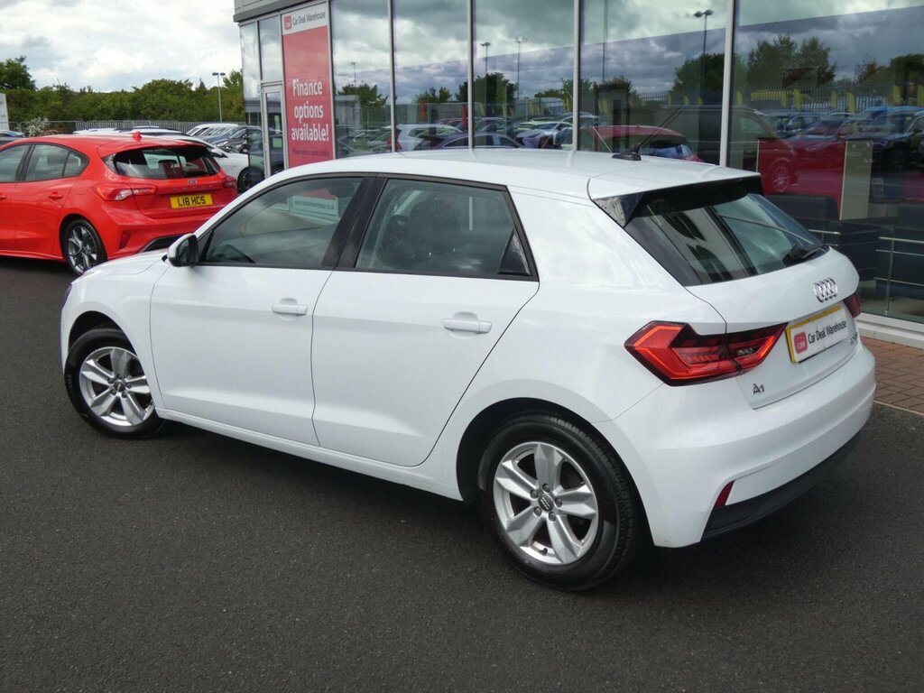 Audi A1 1.0 Tfsi 30 Se Sportback Euro 6 Ss SN69YVC White #3