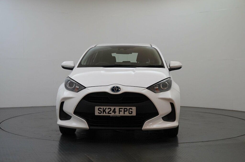 Toyota Yaris 1.5 Vvt-h Icon E-cvt Euro 6 Ss SK24FPG White #2