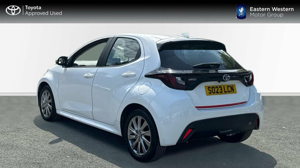 Toyota Yaris 1.5 Vvt-h Icon E-cvt Euro 6 Ss SO23LCN White #4