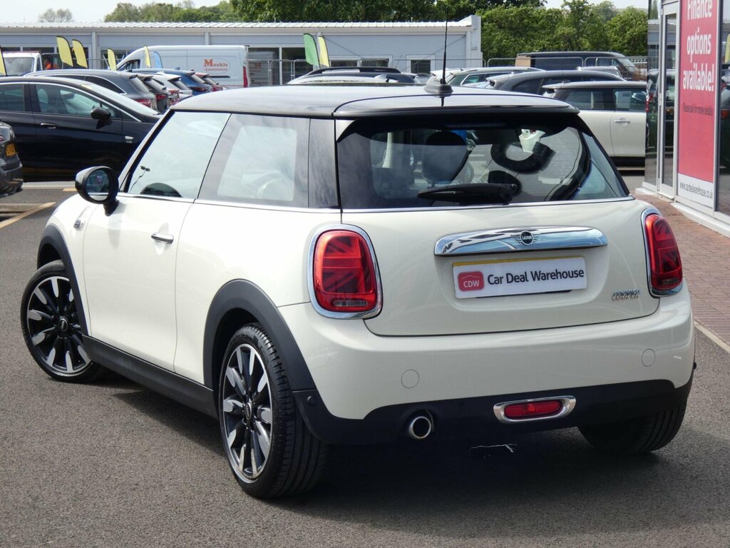 Mini Hatch 1.5 Cooper Exclusive Euro 6 Ss SL21VYP White #3