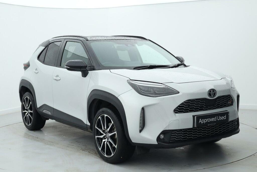 Toyota Yaris Cross 1.5 Vvt-h Gr Sport Suv Hybrid E-cvt Eur ST73OFG Grey