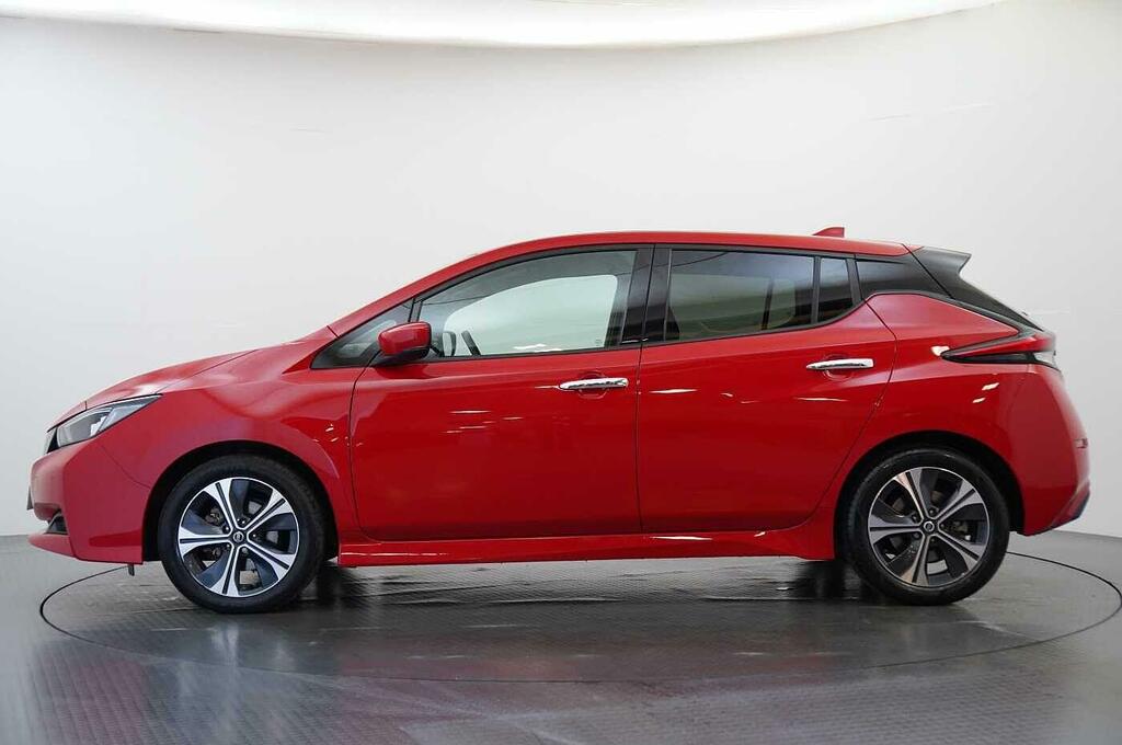 Nissan Leaf 40Kw Tekna With Bose Audio And Pro Pilot Tech Red #5