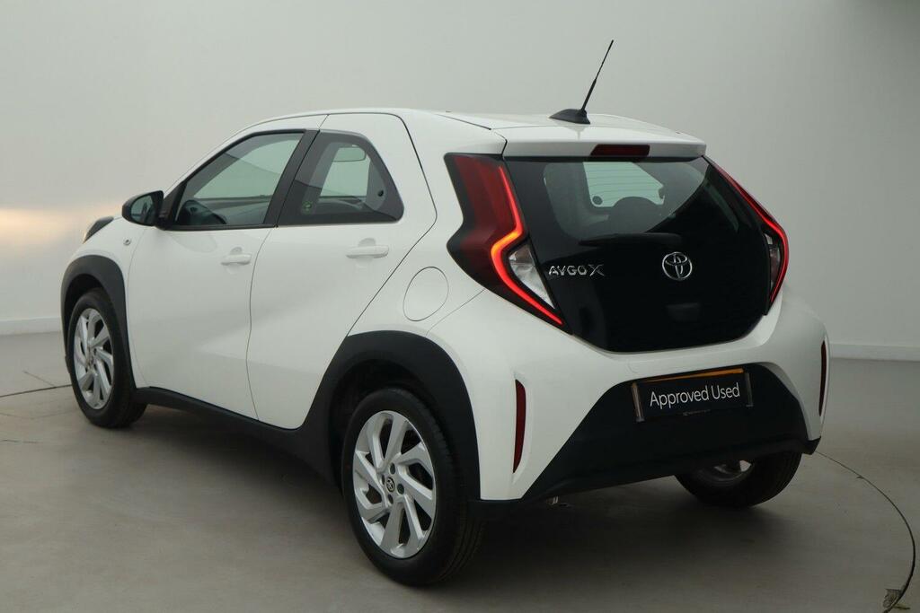 Toyota Aygo X 1.0 Vvt-i Pure Hatchback Euro 6 ST23EEB White #4