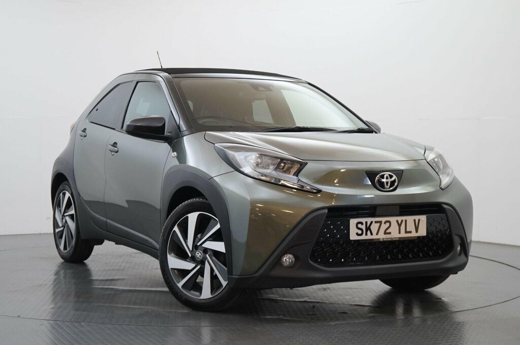 Toyota Aygo X 1.0 Vvt-i Edge Canvas Roof Hatchback Green