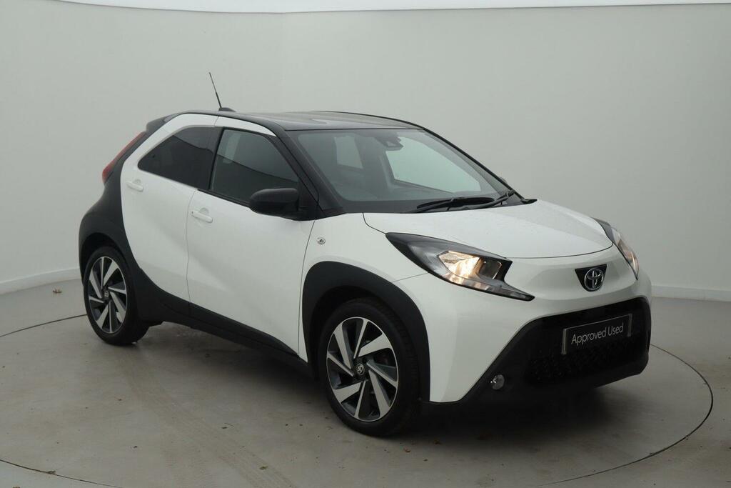 Toyota Aygo X 1.0 Vvt-i Edge Hatchback Euro 6 White