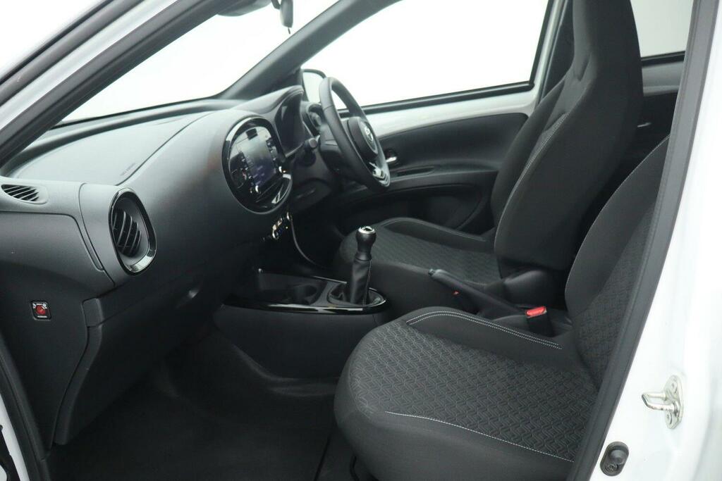 Toyota Aygo X 1.0 Vvt-i Edge Hatchback Euro 6 ST23ORO White #5