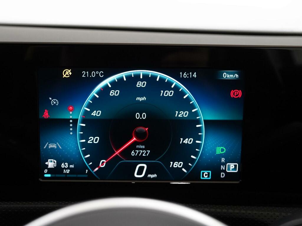 Mercedes-Benz A Class A 180 D Sport ST69LMK White #4