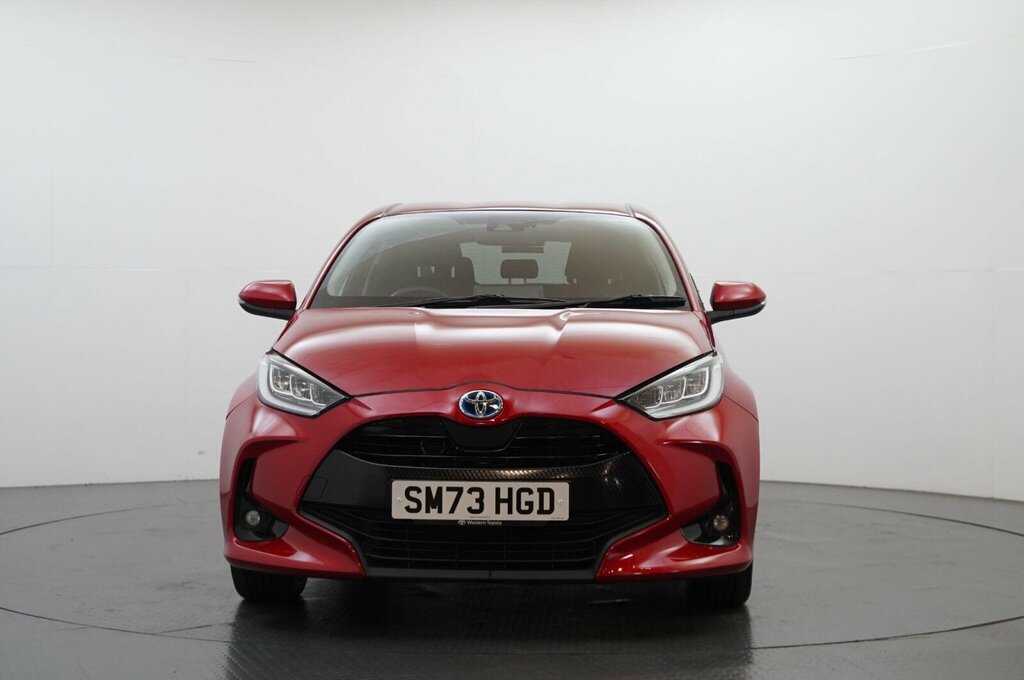 Toyota Yaris 1.5 Vvt-h Design E-cvt Euro 6 Ss SM73HGD Red #2