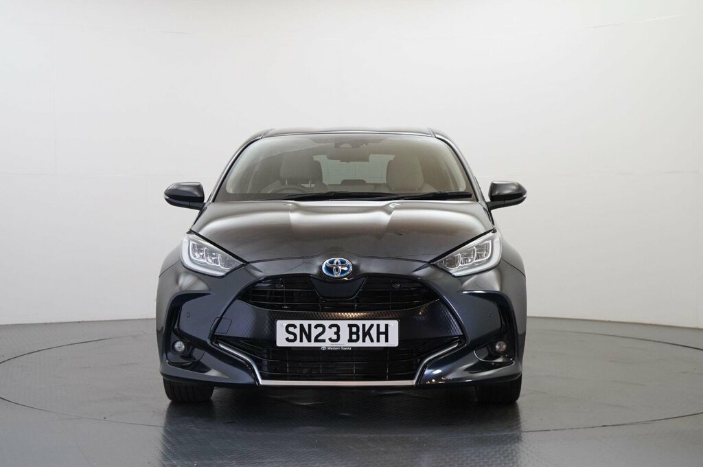 Toyota Yaris 1.5 Vvt-h Excel E-cvt Euro 6 Ss SN23BKH Black #2