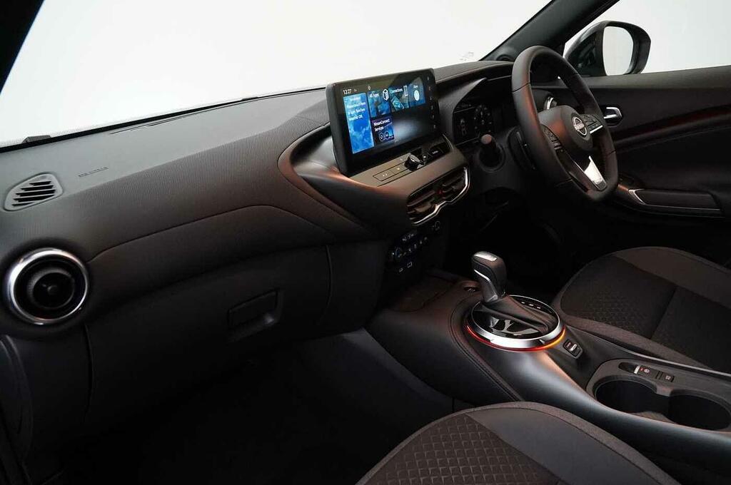 Nissan Juke 1.0 Dig-t 114 N-connecta Dct With Sat Nav And SM75UTW Yellow #2