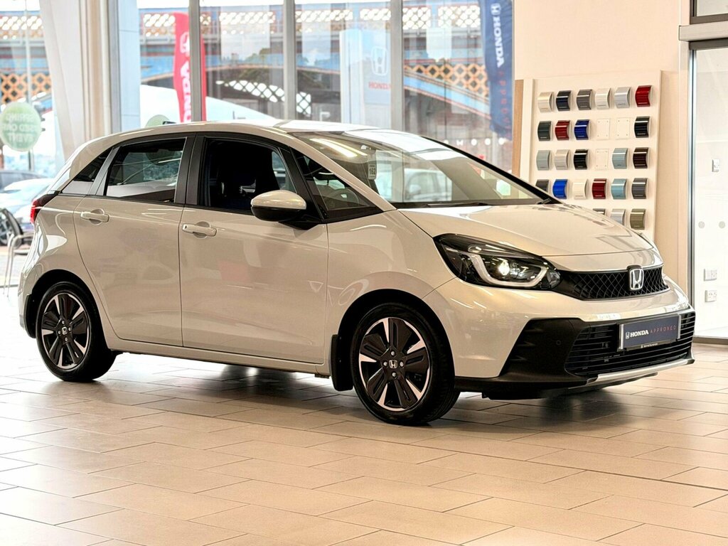 Honda Jazz 1.5 H I-mmd Advance Ecvt Euro 6 Ss ST23CZY White #2