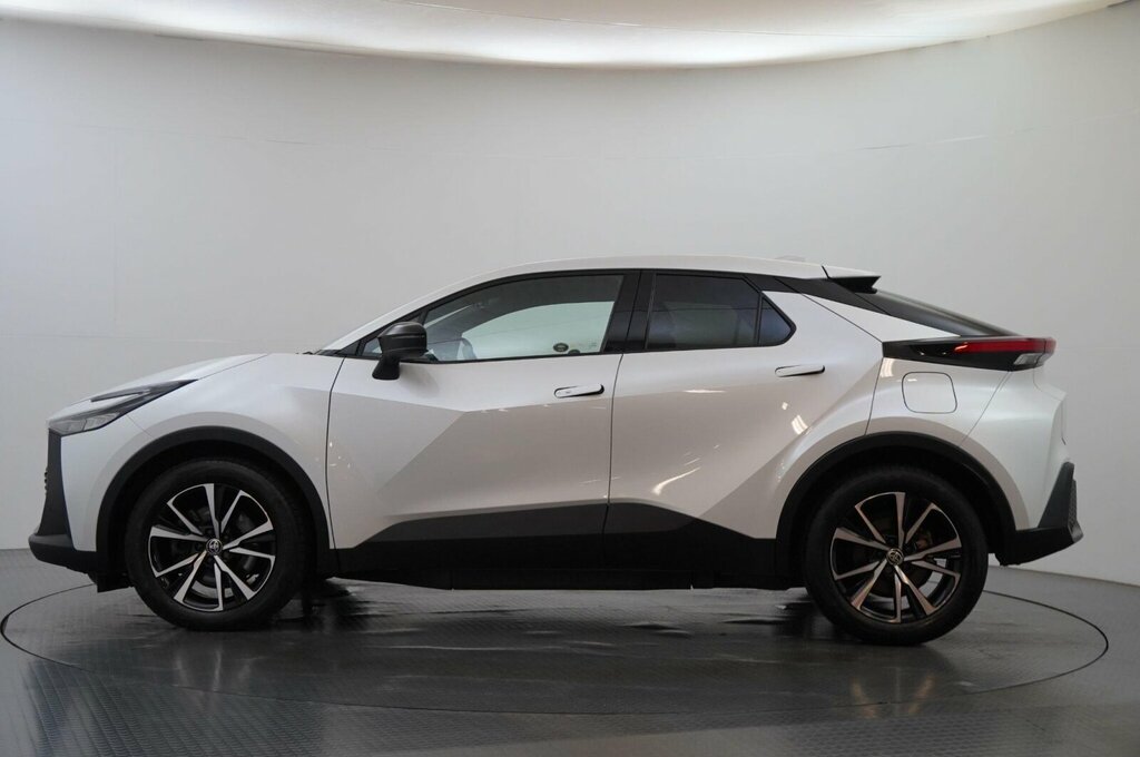 Toyota C-Hr 2.0 Vvt 13.6Kwh Design Cvt Euro 6 Ss SK74VVE White #4