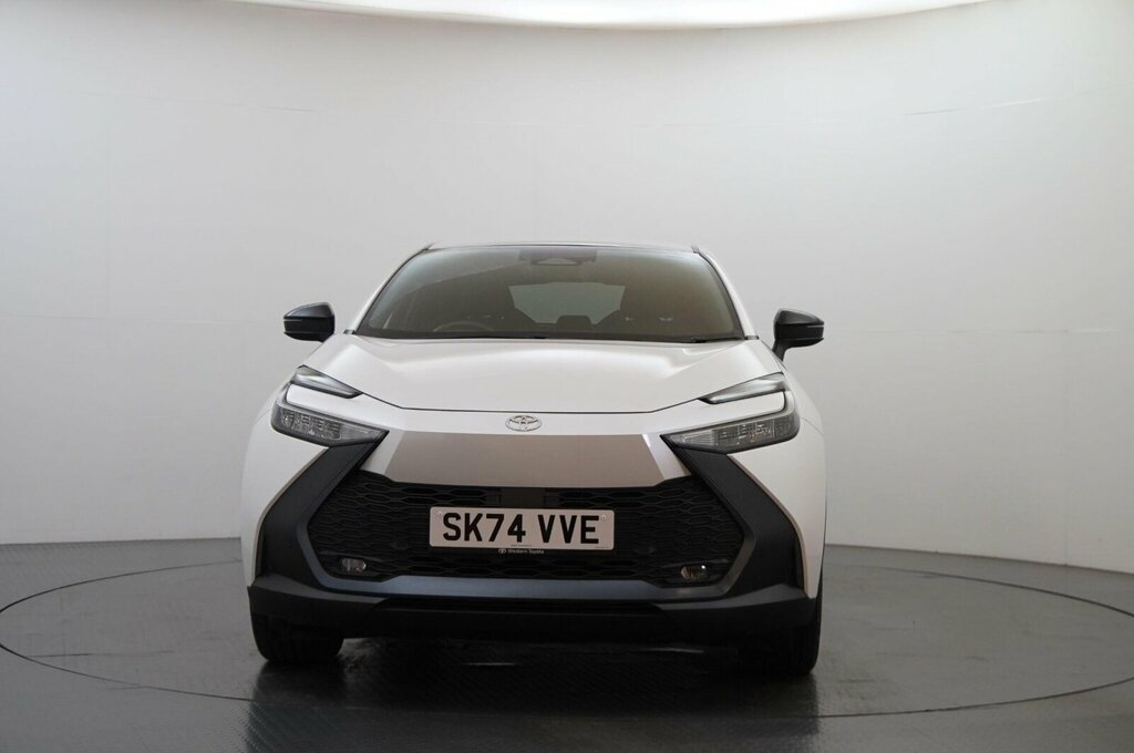 Toyota C-Hr 2.0 Vvt 13.6Kwh Design Cvt Euro 6 Ss SK74VVE White #2