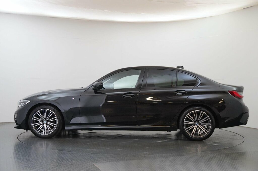 BMW 3 Series 320I M Sport Saloon HX71NKZ Black #4