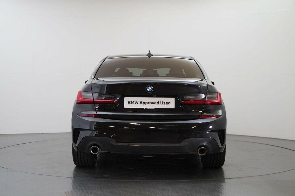BMW 3 Series 320I M Sport Saloon HX71NKZ Black #5