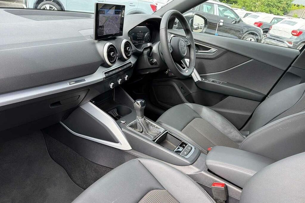 Audi Q2 1.5 Tfsi Cod 35 S Line Suv S Tronic Eur SL75VLN Grey #2
