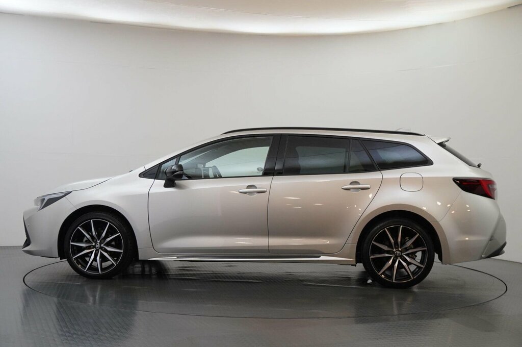 Toyota Corolla 1.8 Vvt-h Gr Sport Touring Sports Cvt Euro 6 Ss SM75KKG Silver #4