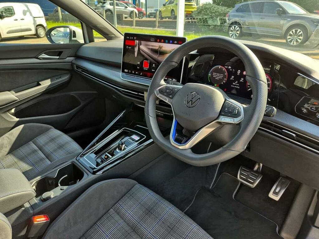 Volkswagen Golf Gte 1.5 Tsi 272Ps 6-Speed Dsg SM75ZKS White #6